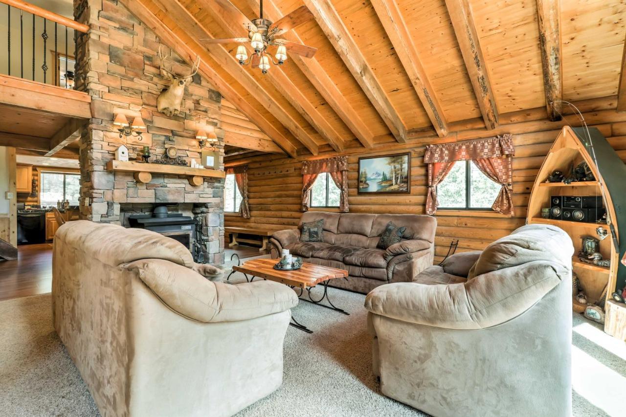 Cozy Utah Cabin With Deck And Fire Pit! Duck Creek Village Exterior foto